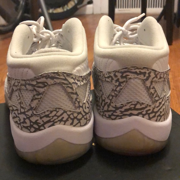 Air Jordan 11 retro low - Picture 4 of 8